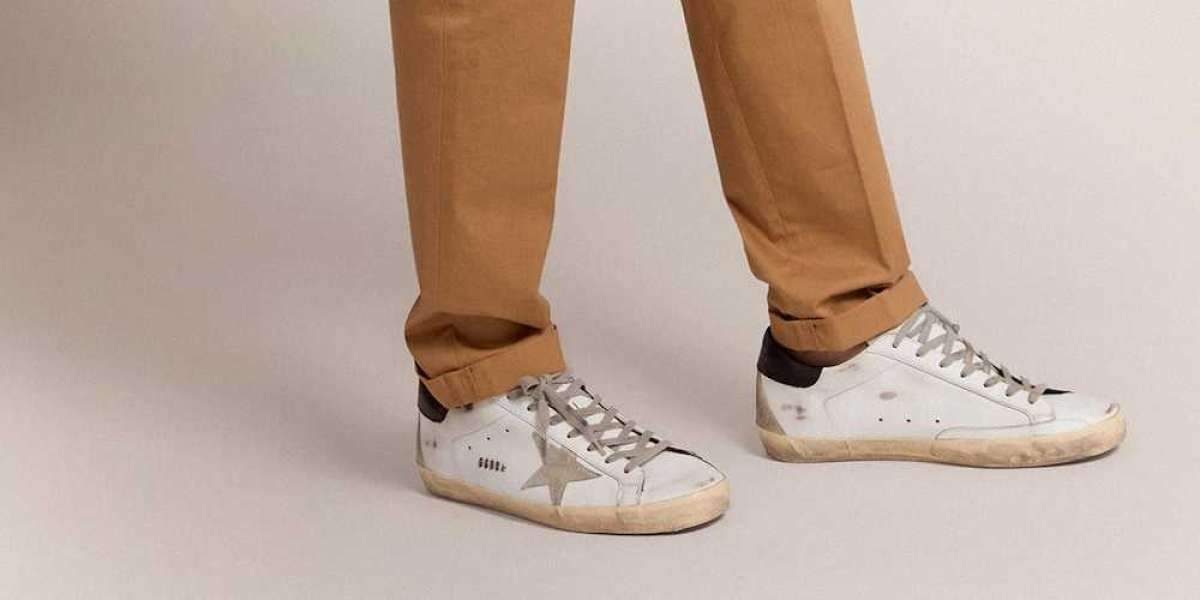 Golden Goose Sneakers Sale to wear socks with my high platform