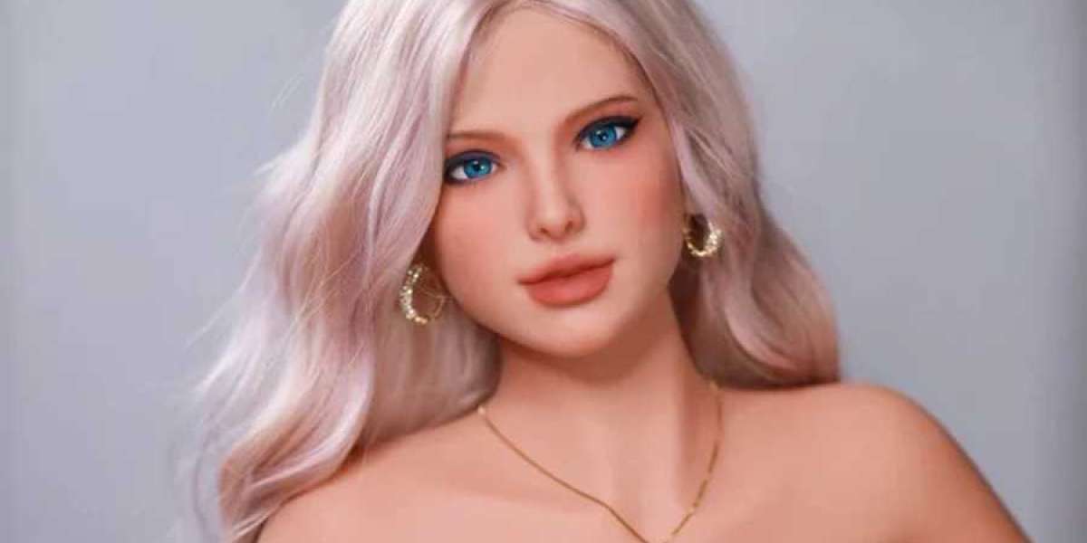 Popular and Attractive Foreign Love Doll