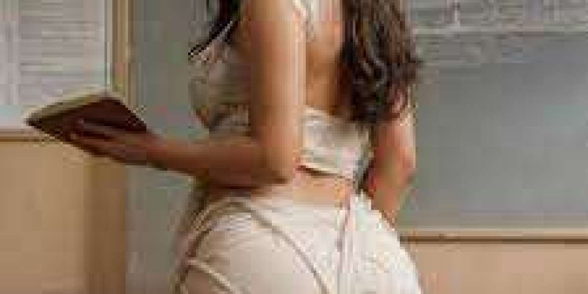 Call Girls In Rajouri Garden (Delhi)| 9999301769 | Low Rate Book