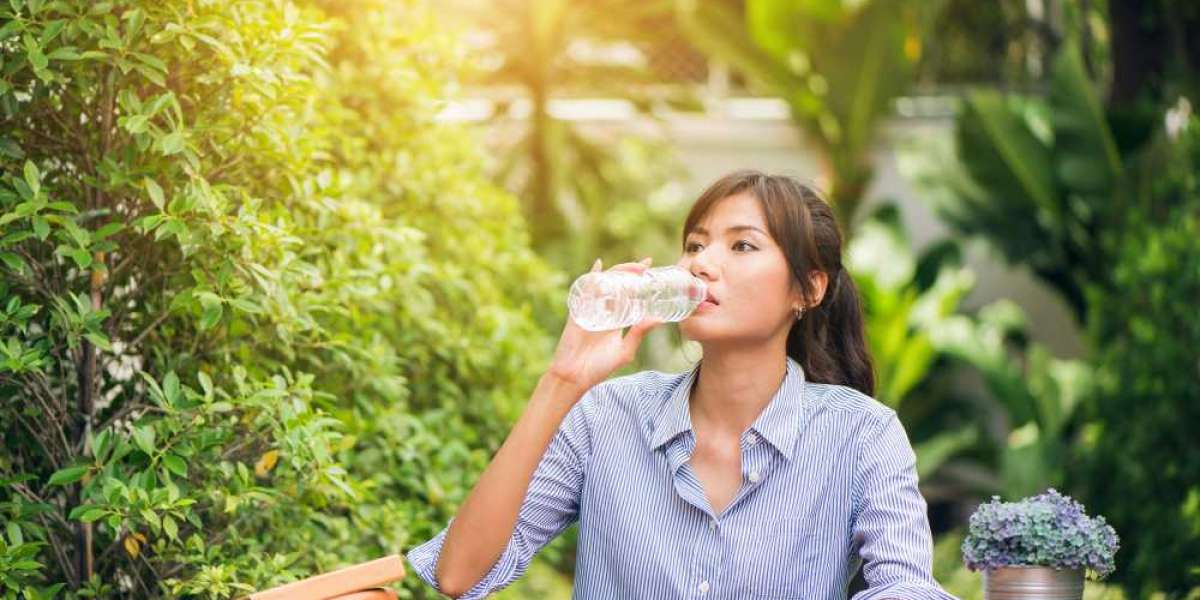 The Convenience of a Table Top Water Dispenser for Your Home and Office