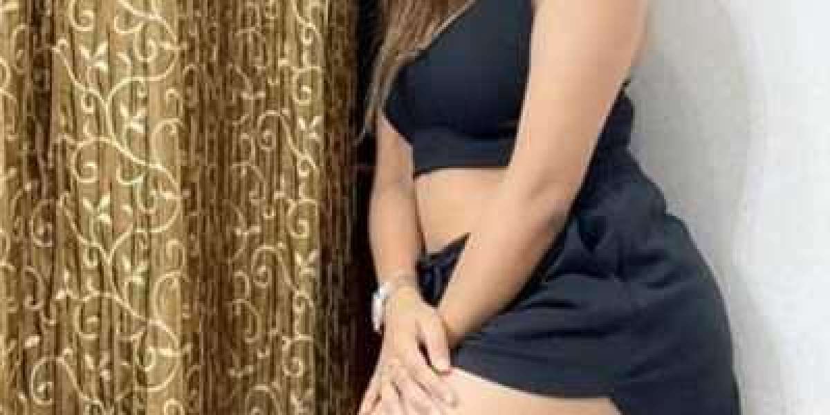 No-1 Call Girls In Dwarka Sector 8 {Delhi} 9899914408