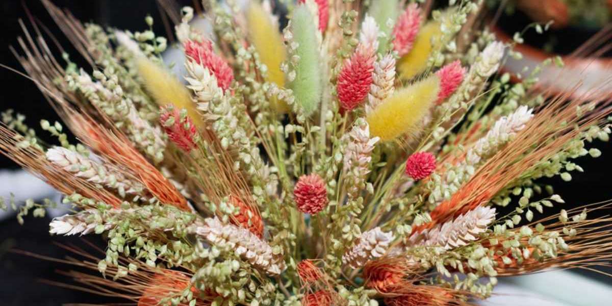WHY FLOWER ARRANGEMENTS ARE ESSENTIAL TO CORPORATE EVENTS