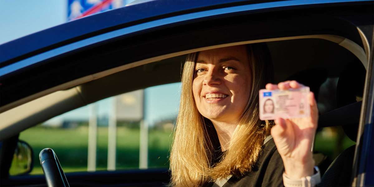 See What Driver's License Online Tricks The Celebs Are Using