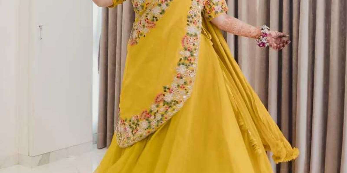 Elegant Hair Accessories for Brides & Women | VAIDAAN Official