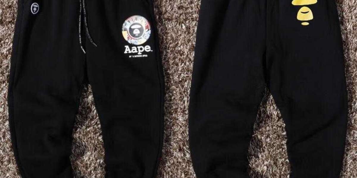 AAPE BAPE潮流單品推薦：T-Shirt、包包與經典猿人頭休閒褲必入手！