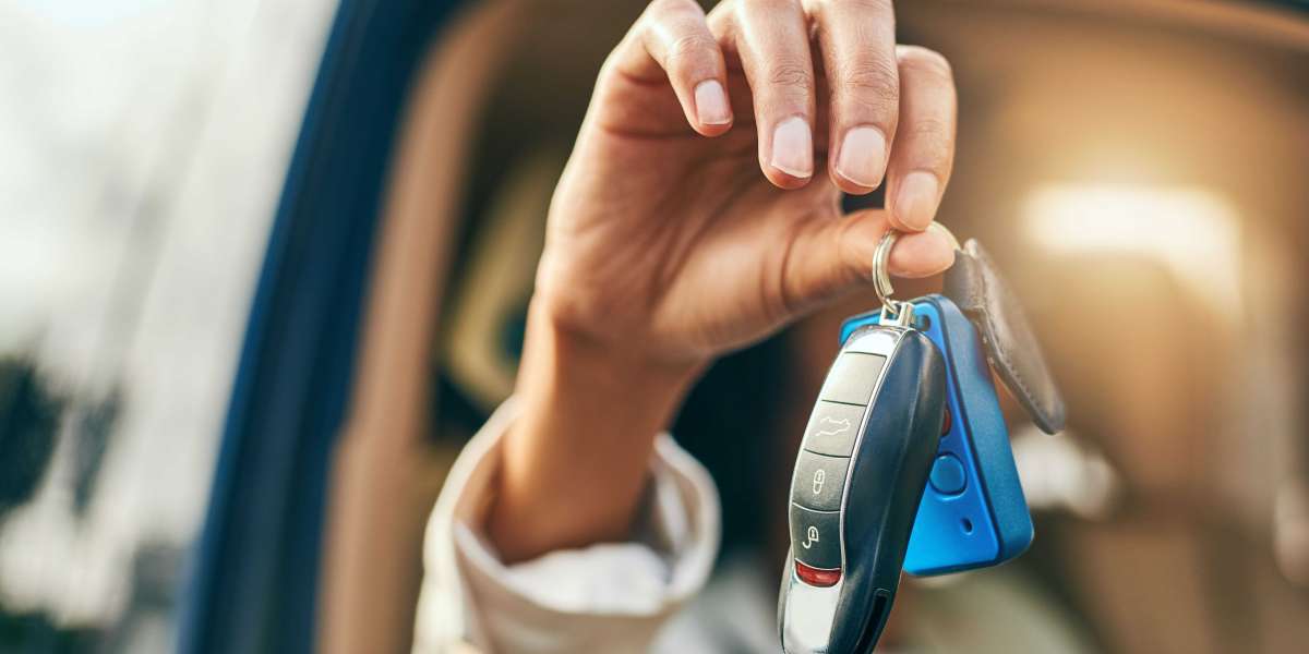 Why Electronic Car Key Replacement Is Relevant 2024