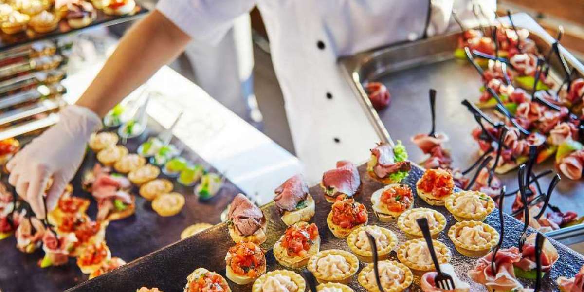 Why People Prefer To Use Catering Services?
