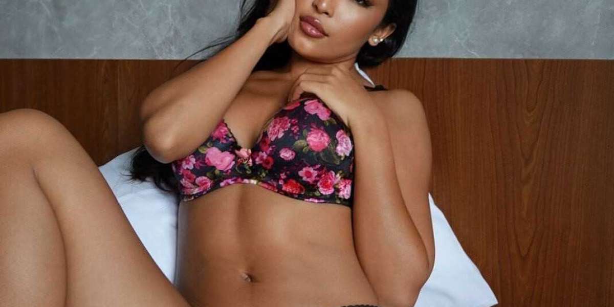Avail Mumbai Hotel Escorts Sonam Basu | At The Prestigious Oberoi Hotel