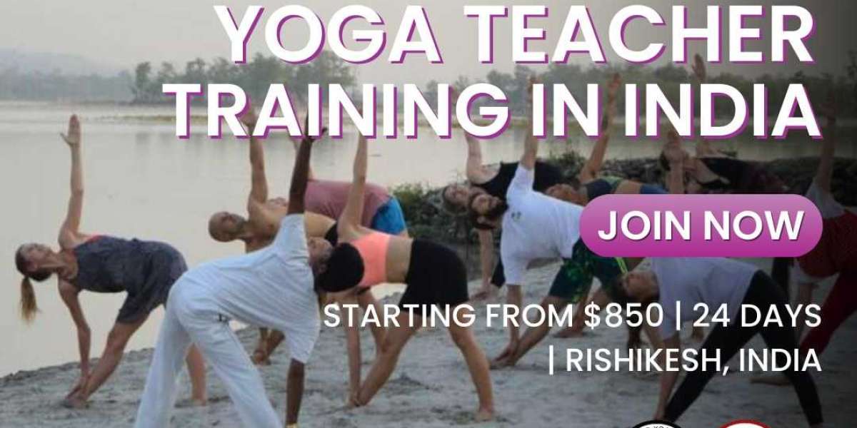 Discover the Best 200 Hours Yoga Teacher Training in Rishikesh