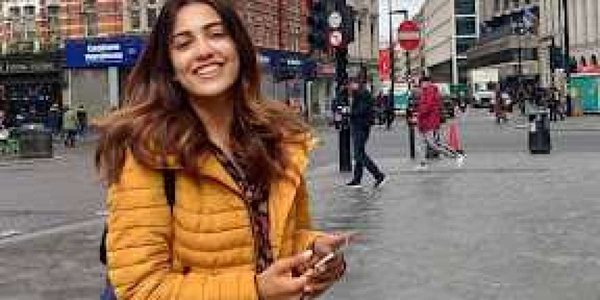 Hire a Celebrity Escort in Mumbai for a Truly Unforgettable Experience