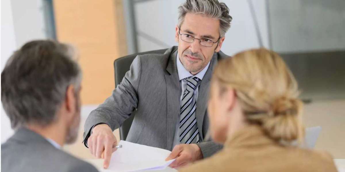 How the Best Immigration Solicitors Can Help You Achieve Your Legal Goals