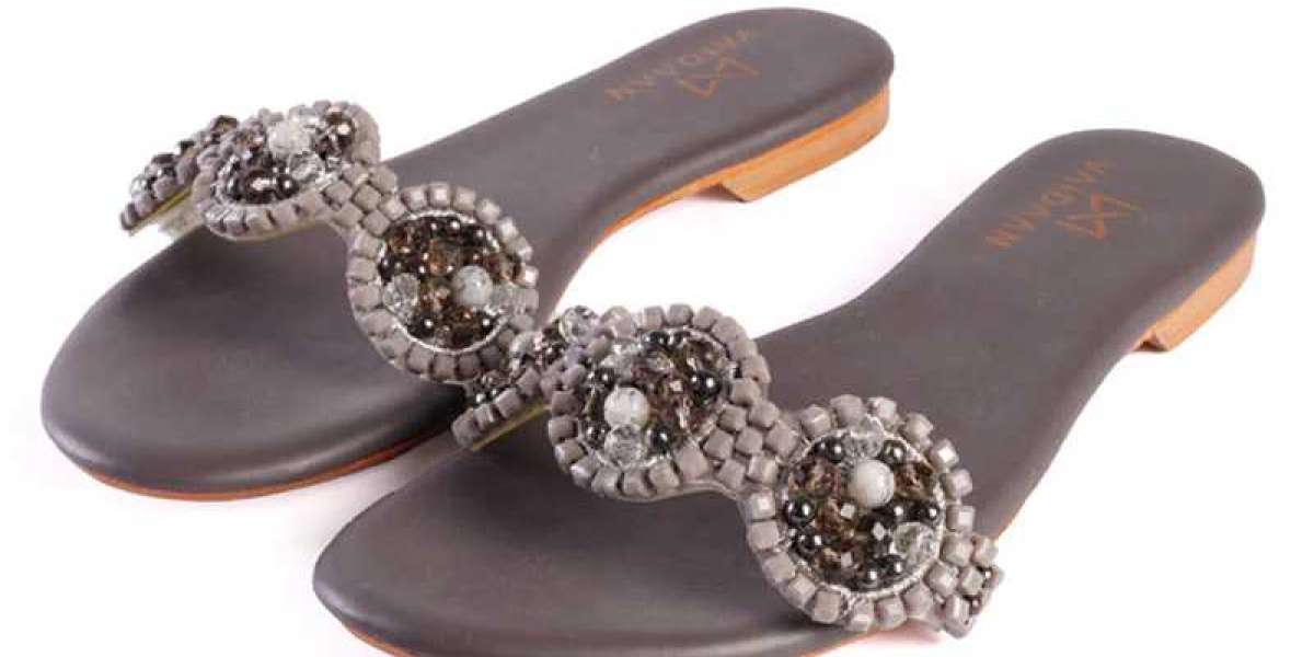 Heels for Women: A Fashion Essential That Defines Elegance