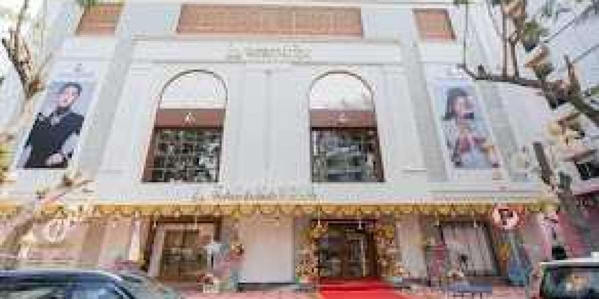 Kalamandir Jewellers - Best Gold, Platinum & Diamond Jewellery Store in Borivali