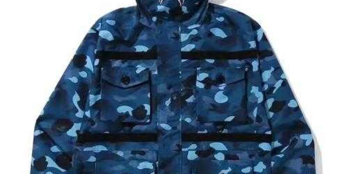 BAPE經典街頭潮牌｜AAPE T Shirt、BAPE外套、風衣外套一次看
