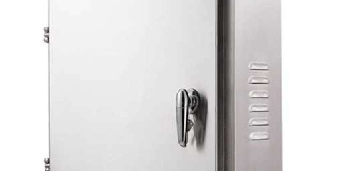 Nante Strategies for Maintaining Outdoor Power Distribution Enclosures