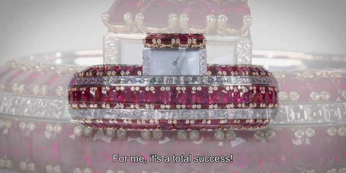 Van Cleef & Arpels: The Art of Timeless Elegance and Enchanted Craftsmanship