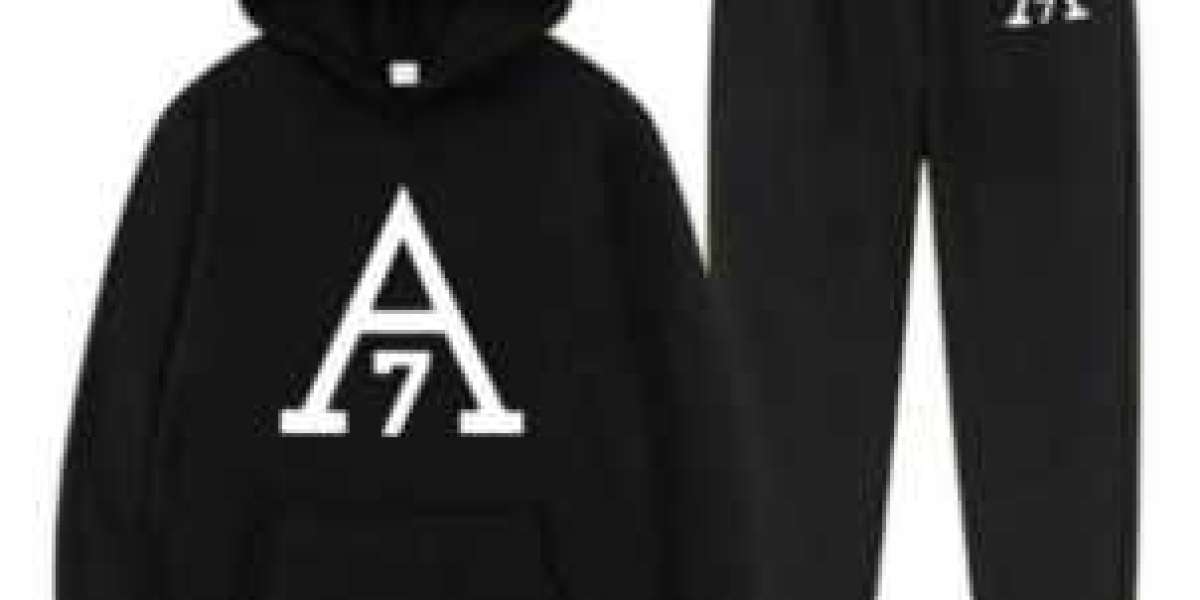 Essential Hoodie – Simple Layers, Serious Style