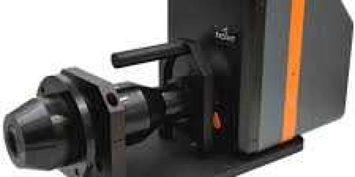 What Is a Conoscope Lens? A Simple Guide
