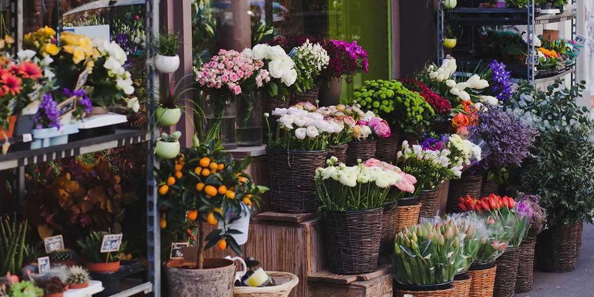Buy Luxury Flowers From FlowersMart as a Top Notch Online Flower Delivery for Best Flowers