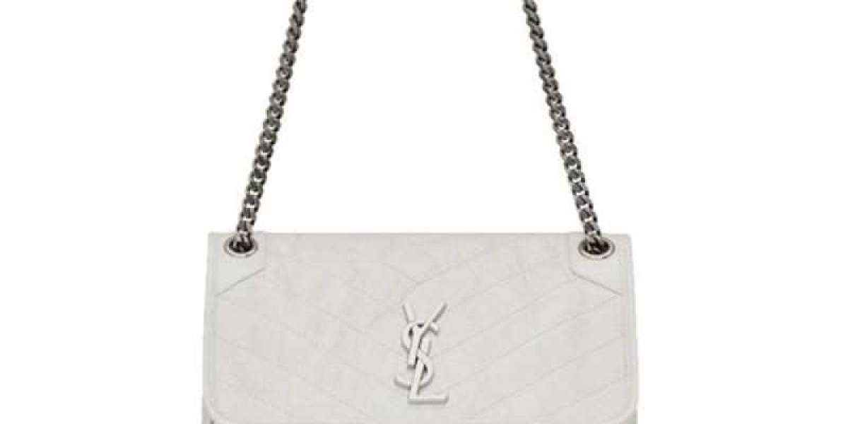 YSL Niki 包款尺寸全解析｜大號復古皮革鏈條包與中小號推薦