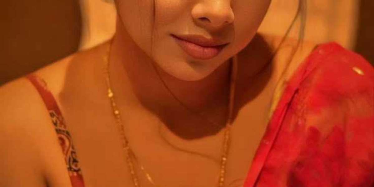 Escorts Service in Palolem Beach – Premium Palolem Beach Escort Agency