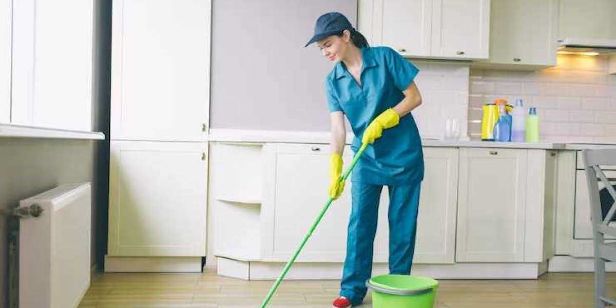 Expert Deep Cleaning Dubai – UrbanMopDubai’s Premium Services