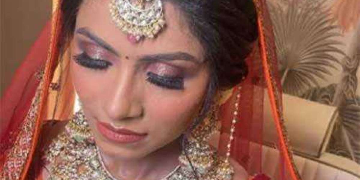Your Ultimate Guide to Flawless Bridal Looks by Top Makeup Artists in Delhi