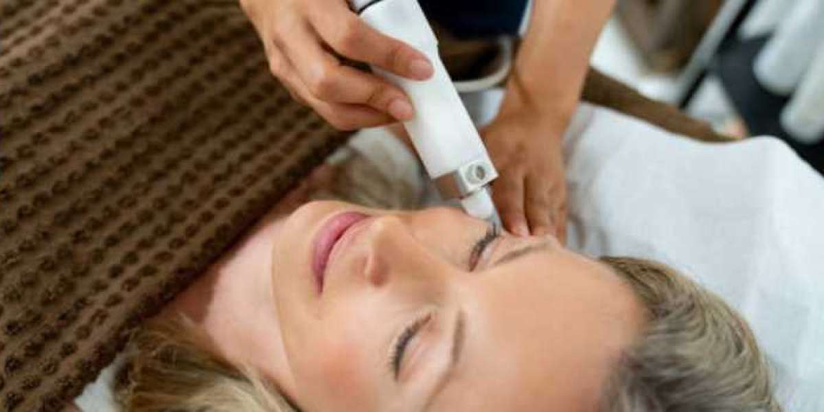 Medical Aesthetic Treatments in London: What’s New in 2025?