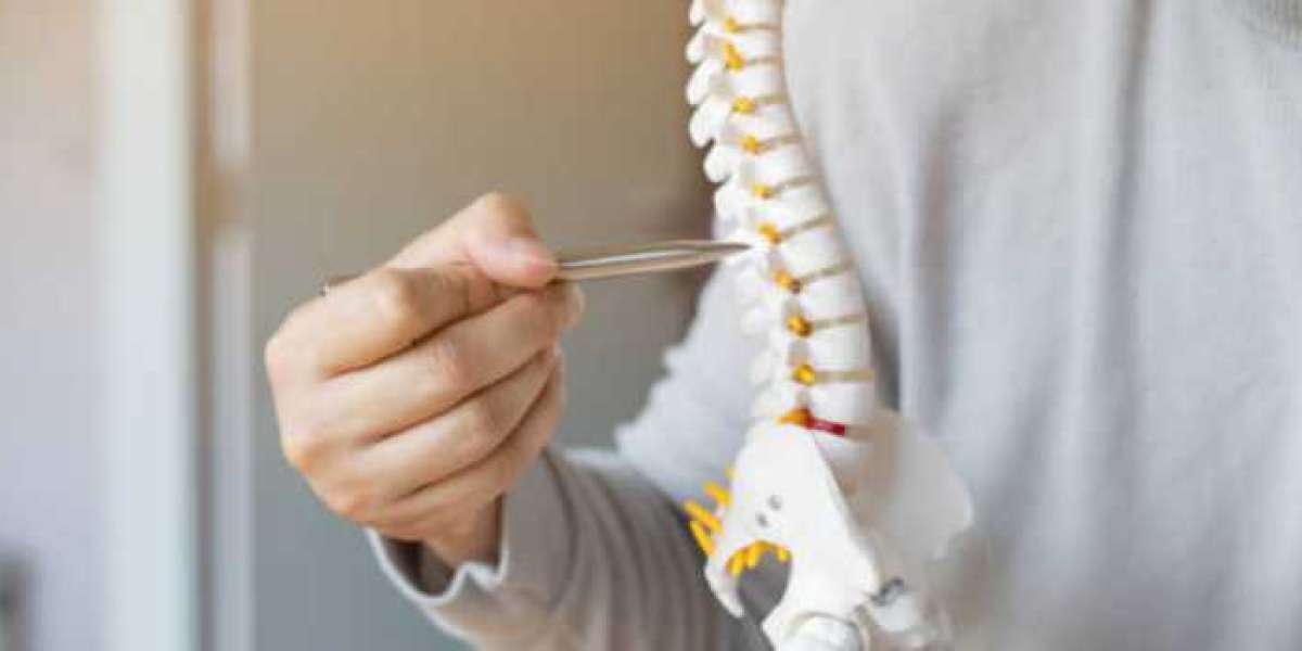 Pinched Nerve? How a Local Chiropractor Can Help You Feel Better Fast