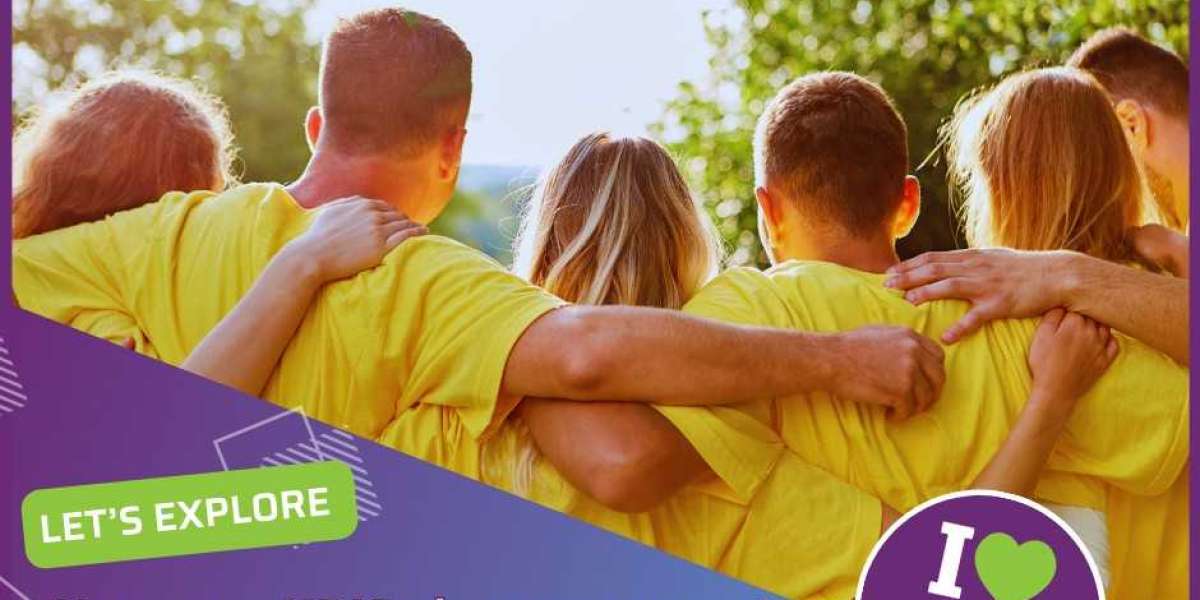 Navigating Complex Living Situations with Social Work Support