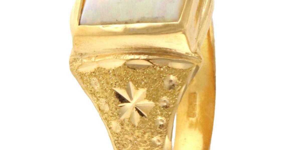 Indian Gold Rings for Men – A Perfect Blend of Strength, Style, and Tradition