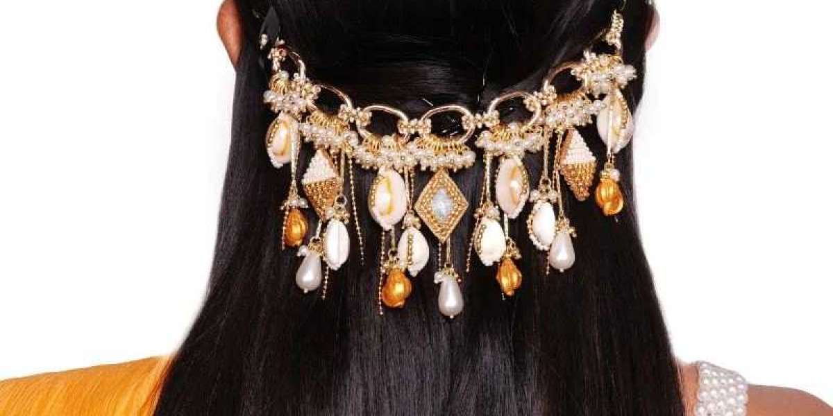 Upgrade Your Hairstyle with VAIDAAN Hair Buns and Accessories