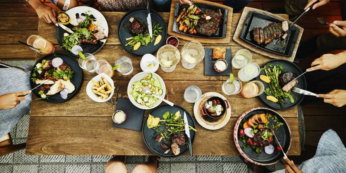 Where Should I Eat Tonight — The Myth of the Eternal Table and the Oracle of Appetite