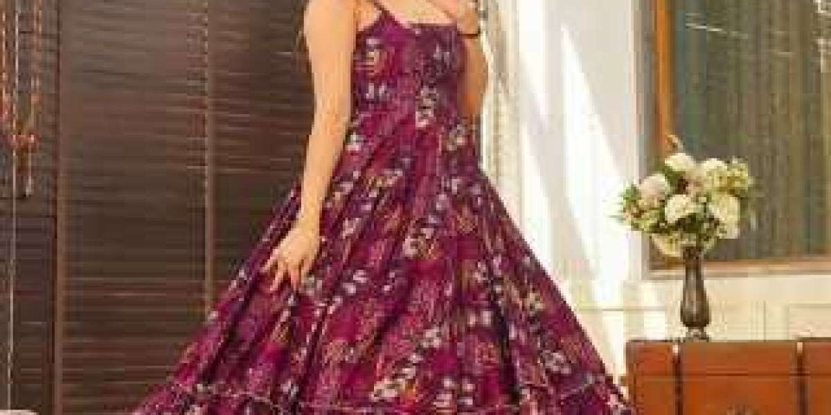Women Gown Manufacturers in UK