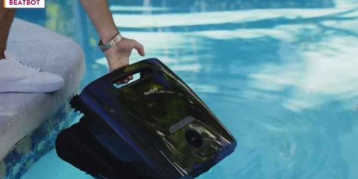 Robotic Swimming Pool Cleaner: The Little Robot That Gives You Your Weekends Back