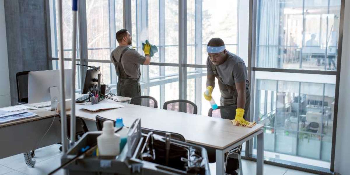 Step-by-Step Guide to Effective Office Cleaning