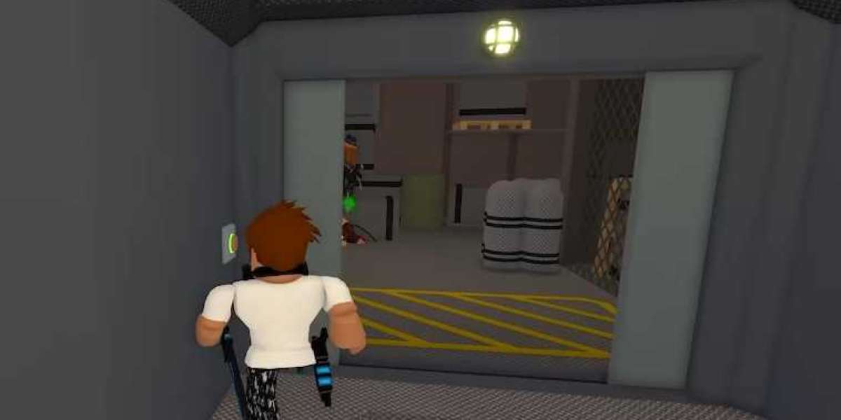 The Secret Advantages of Playing Small in MM2