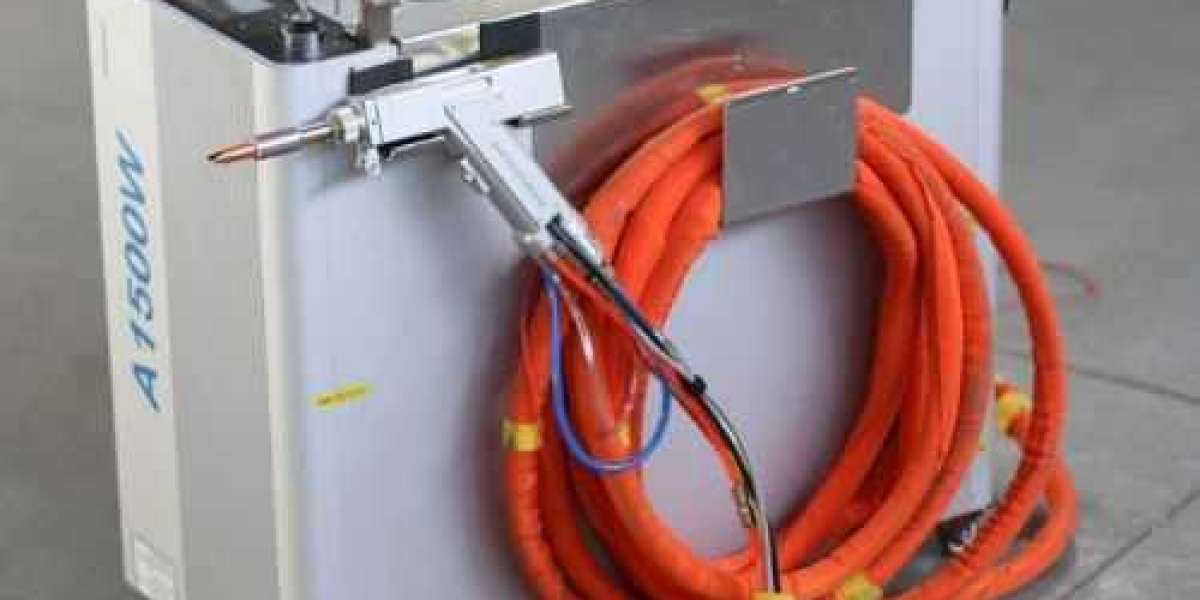 Professionelles Laser Handschweißgerät für präzises Schweißen in Industrie und Handwerk