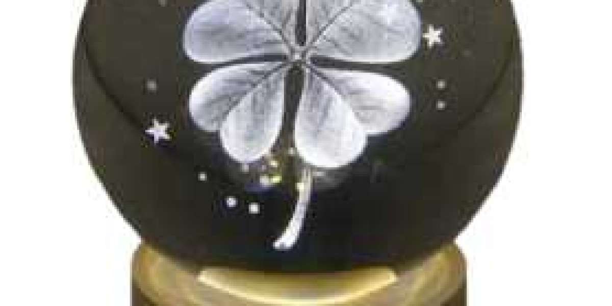 Use Flowers And Plants As Wedding Favors