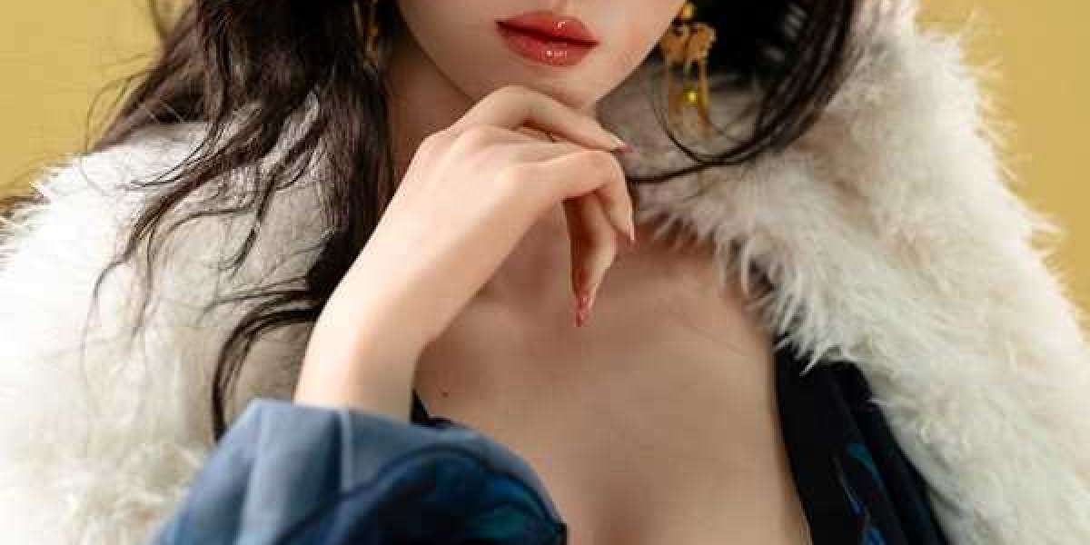 Analyse der Unterschiede zwischen Silikon- und TPE-Sexdolls