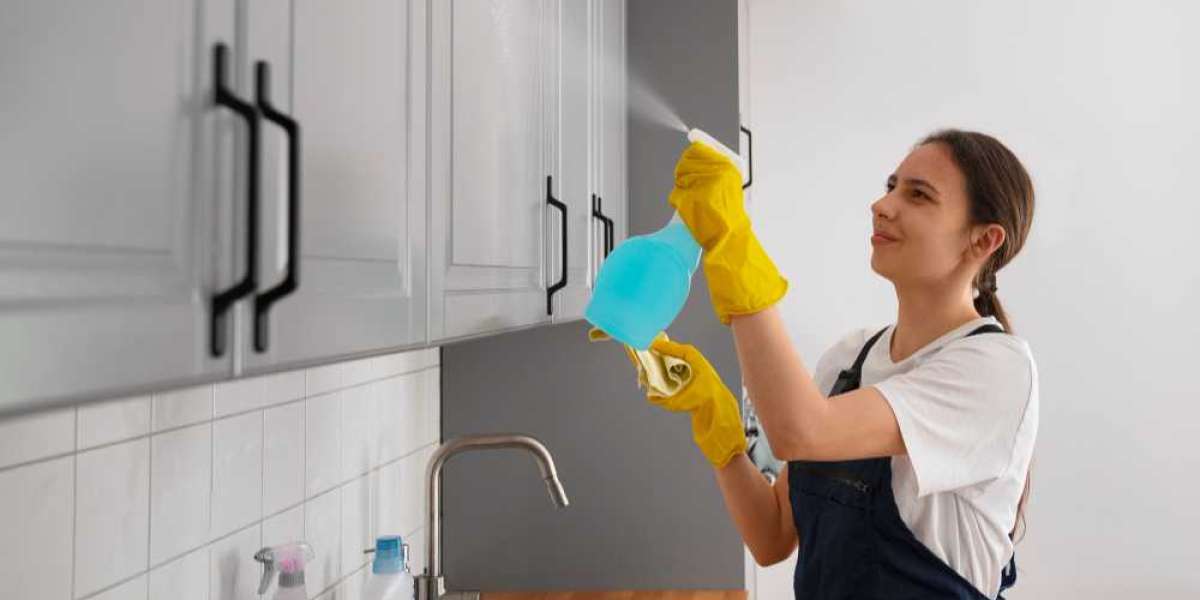 Essential Housekeeping Tips in Dubai for Apartments & Villas