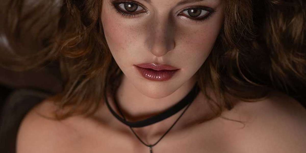 Fraudoll TPE- vs. Silikonpuppen im Vergleich