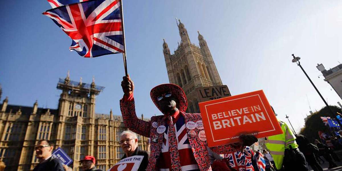 The Five Pillars of Excellence: What Defines the Best Immigration Solicitors in UK