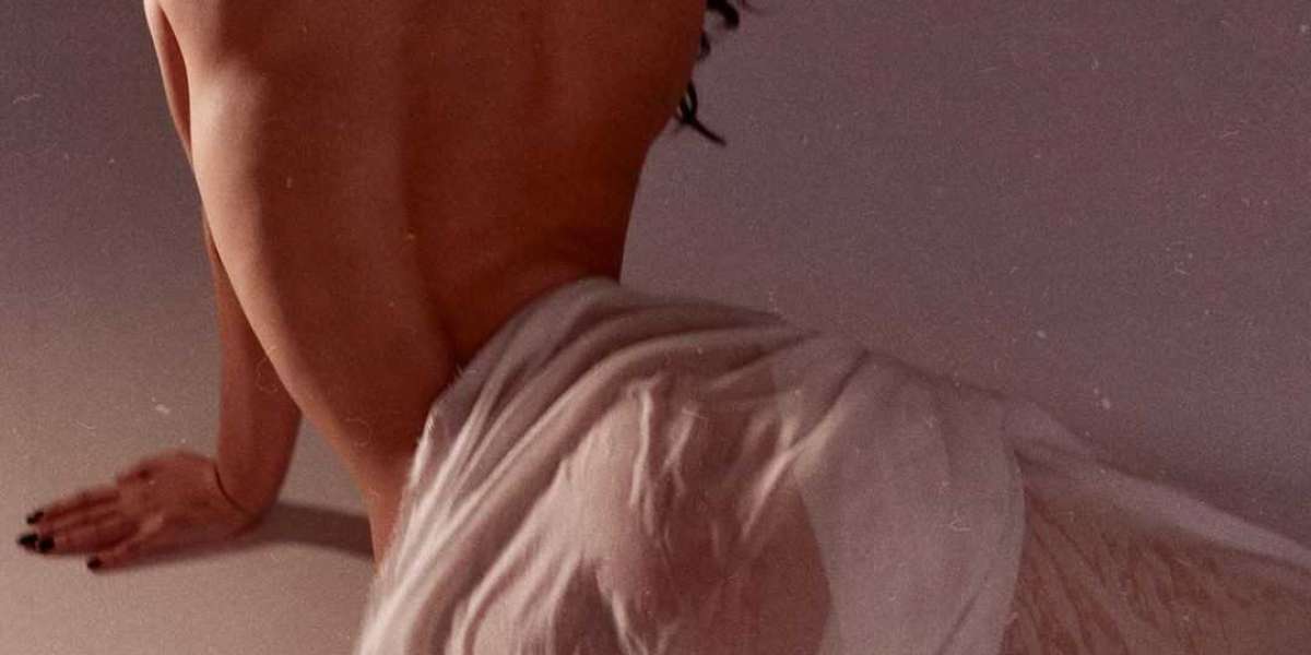 New Married Sexy Housewife in Mumbai 100% Guarantees Satisfaction