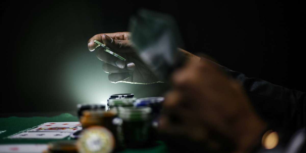 Comparing Loyalty Programs: How Different Online Casinos Reward Players in 2025