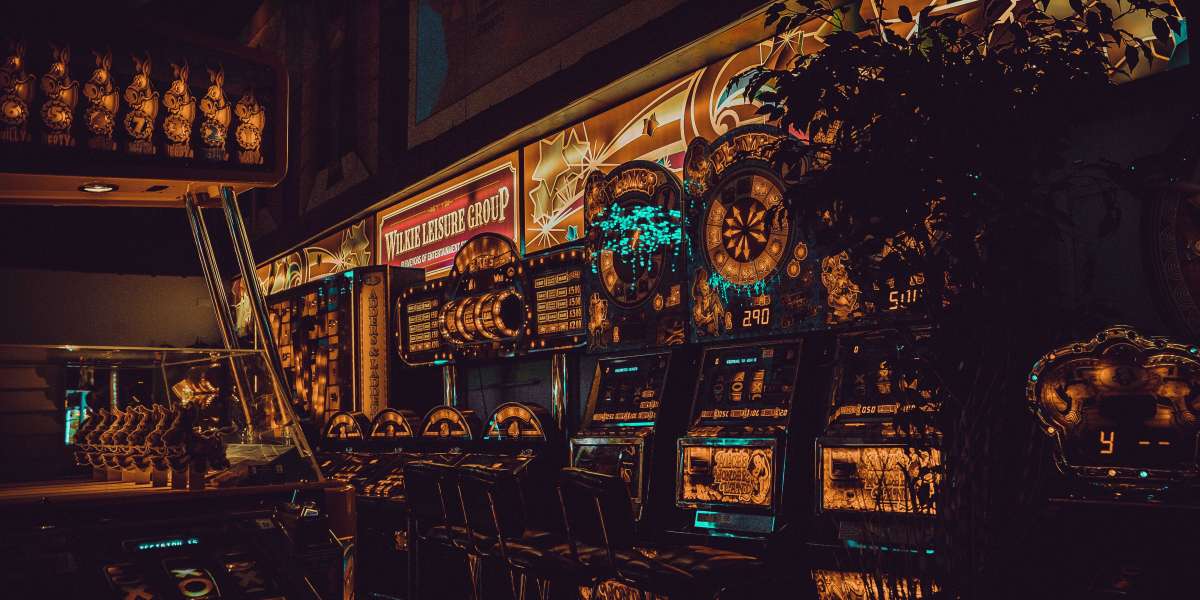 Trender innen online spilleautomater: Hva forventer vi i 2025?