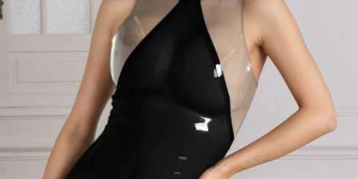 Elevate Nights Out with a Stunning Black Latex Dress